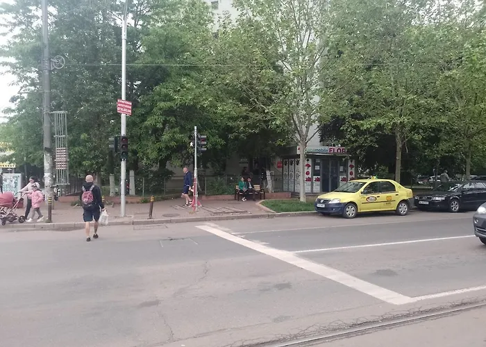 Metrou 1 Decembrie 1918 Lejlighed