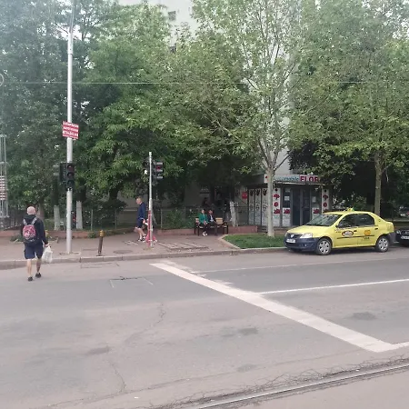 Metrou 1 Decembrie 1918 Апартаменти