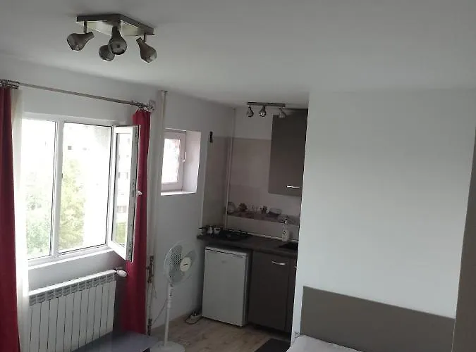 Metrou 1 Decembrie 1918 Apartmán Bukurešť